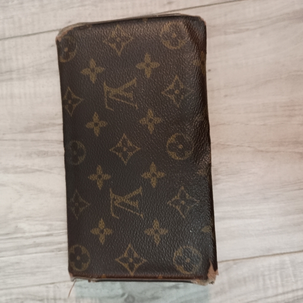 Louis Vuitton Monogram Canvas Porte Tresor International Wallet - Picture 5 of 15